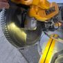 Dewalt 305mm slide mitre saw Image 2