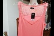 Ladies Peach F&amp;F top new with tags