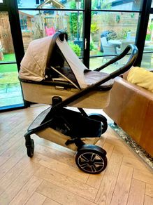 Nuna Demi Grow - complete travel system