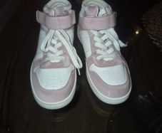Pink n White Runner boots size 3