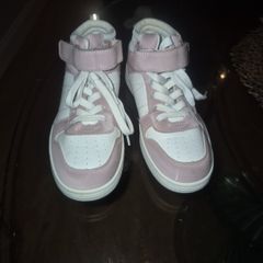 Pink n White Runner boots size 3