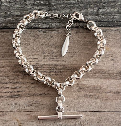 Silver Plated T-bar Bracelet