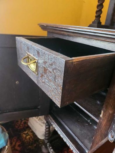 Sideboard