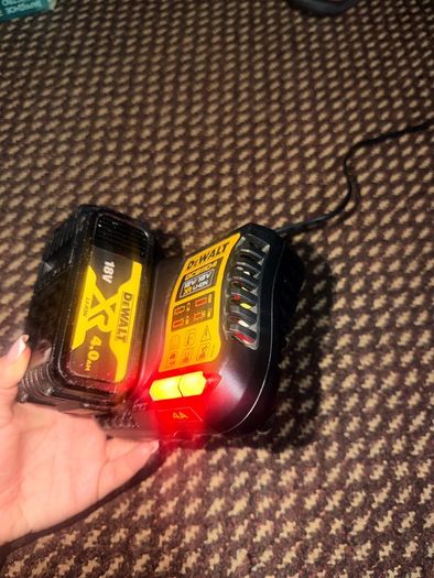 battery and battery charger