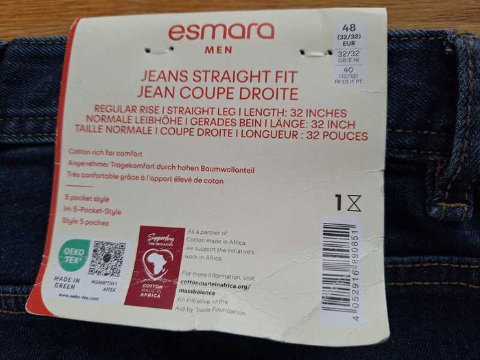Two pairs of Esmara Men's Straight Fit Jeans - Size 32/32