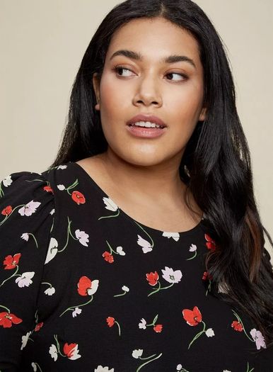 PLUS SIZE (20) Floral Print Dress. New