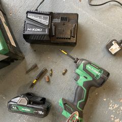 Impact driver drill