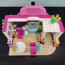 Lego Friends Hair Salon and Hairstylist Nina Minifigure Image 3