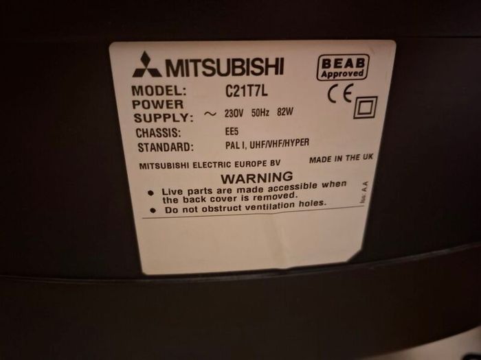 Mitsubishi 21" CRT TV - Immaculate
