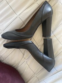 hobbs leather heels