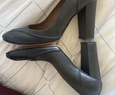 hobbs leather heels