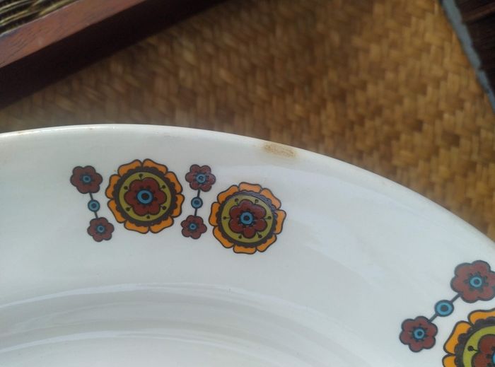 vintage platters, platter, retro platter, Arklow, Poole, JG Meakin