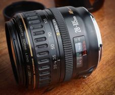 Canon EF 28-105mm f3.5-4.5