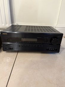 Onkyo Home Audio System, 5 speakers and sub woofer