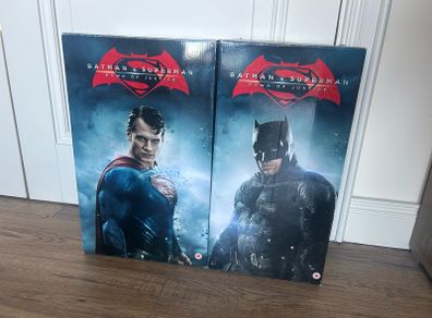 Batman v Superman: Dawn of Justice Blu Ray Collectors Editions x 2 - Statues featuring Batman & Superman
