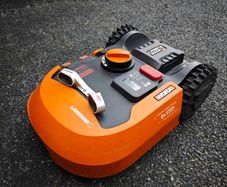 Worx Landroid L2000 WR155E Robot Lawnmower - ACS, 4Ah Battery & New Boundary wire + Installation Kit