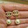 pearl earrings Image 2