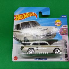 Hot Wheels Lotus Cortina