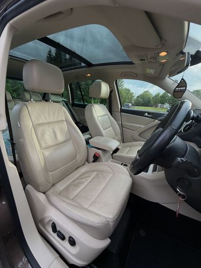 Volkswagen Tiguan 2015 - low KM