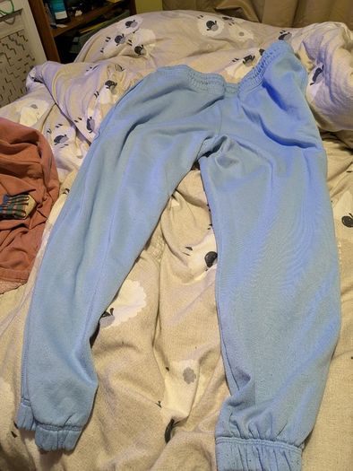 clothing EUR 1 each item