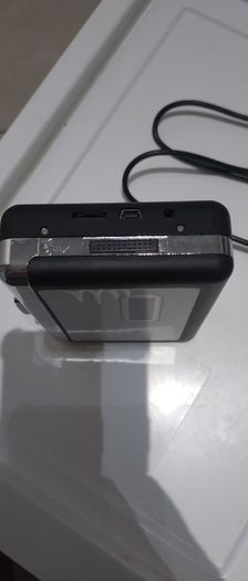Cassette converter + player walkman