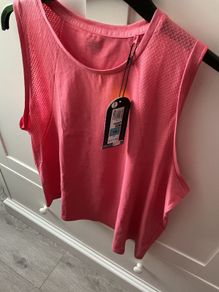 Gym/yoga tops