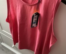 Gym/yoga tops