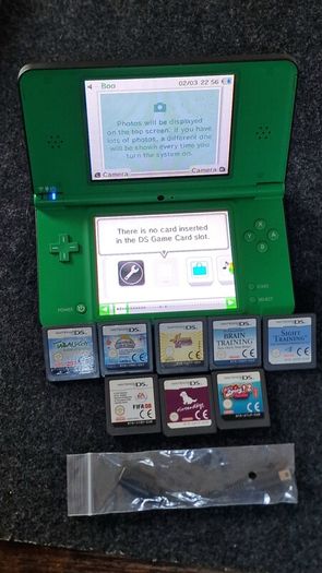 Nintendo DSi XL Green Console 8 Games Bundle