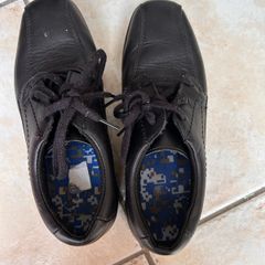 Boys shoes
