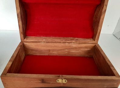 hand carved vintage wooden jewellery box/storage box