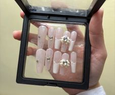 press on nail