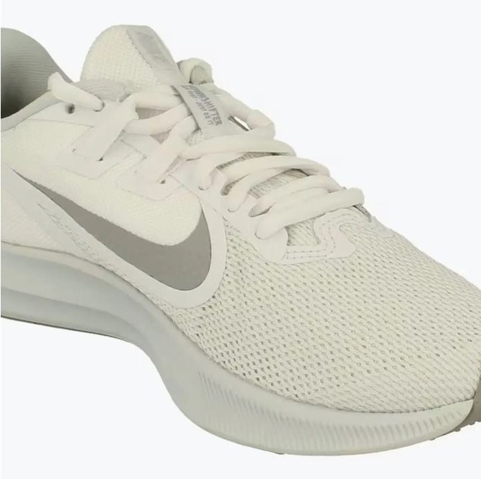 Nike Downshifter 9 White Running Shoes - Size 5