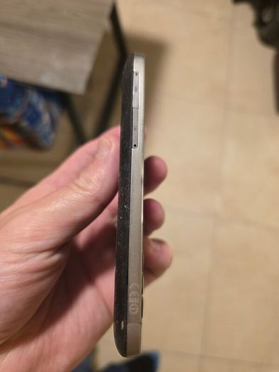 Blackberry Classic (Free Post)