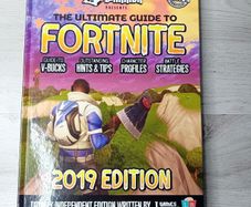 Games Warrior Ultimate Fornite 2019 Edition Book - Rare Gaming Hardback