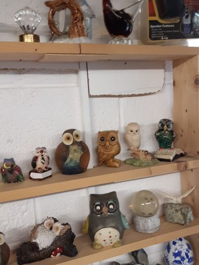 Bird figurine