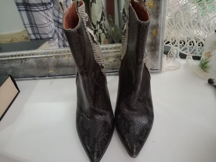 Authentic Paris Texas two tones python snake skin leather 100mm heels ankle boots