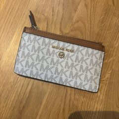Michael Kors Beige & Gold Card Case / Small Purse