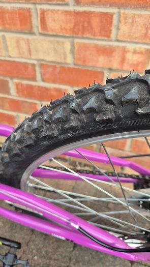 Kids youngster mtb mountain bike 24 inch whes