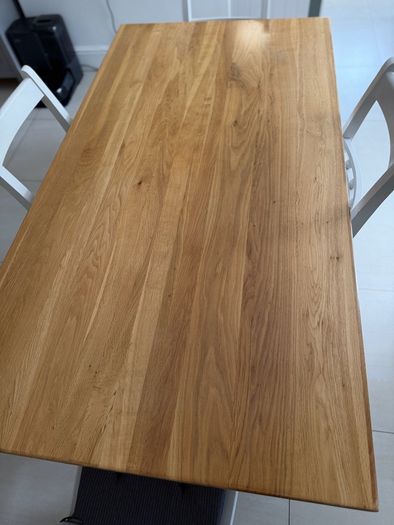 Neptune Chichester Solid Oak Dining Table with 4 Suffolk Chairs