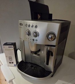 Delonghi Magnifica Coffee Machine