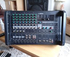 PA mixer with speakers and cables