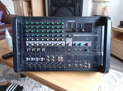 PA mixer with speakers and cables