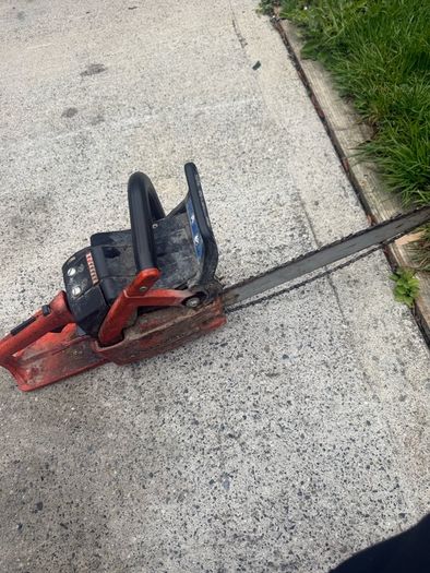 chainsaw
