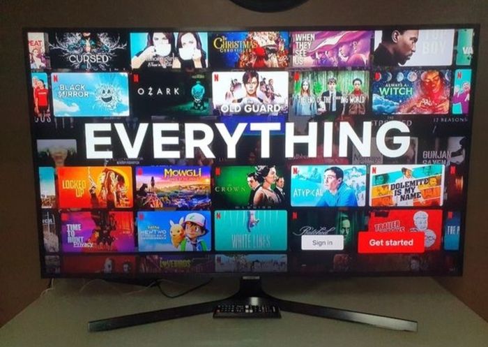 50" Samsung 4K Certified Ultra HD HDR Smart LED TV