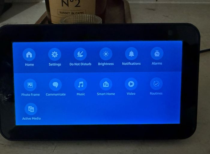 Amazon Echo Show 5 1st Generation Smart Speaker - H23K37