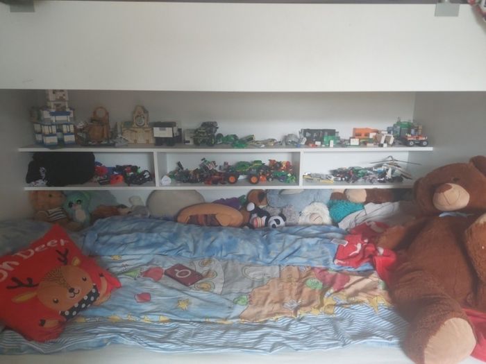 bunk bed