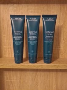 AVEDA Botanical Repair Strengthening Leave-In Treatment 100ml. RRP 34e