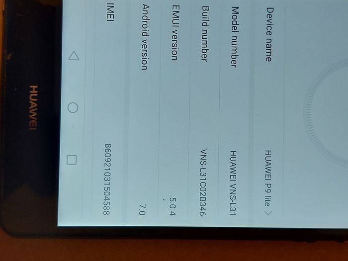 HUAWEI P9 Lite, Model VNS-L31, 16GB, 3GB Ram, Sim Holder missing, otherwise excellent condition, Vodafone network