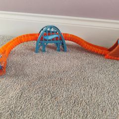 Hot Wheels Viper Bridge