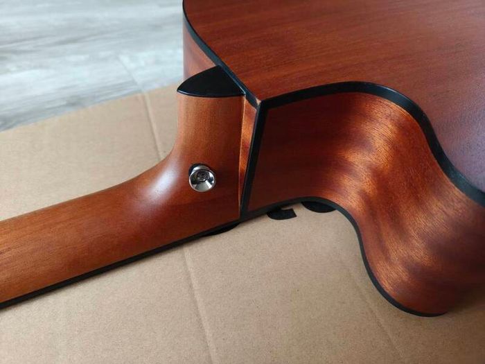 Stagg SA25-ACE-MAHO electro-acoustic grand auditorium guitar
